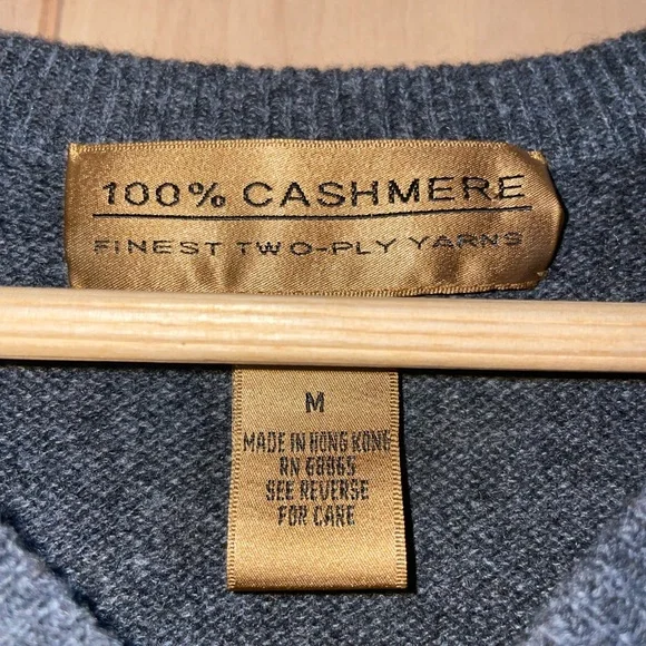 100% Cashmere Sweater Vest - Picture 3 of 3